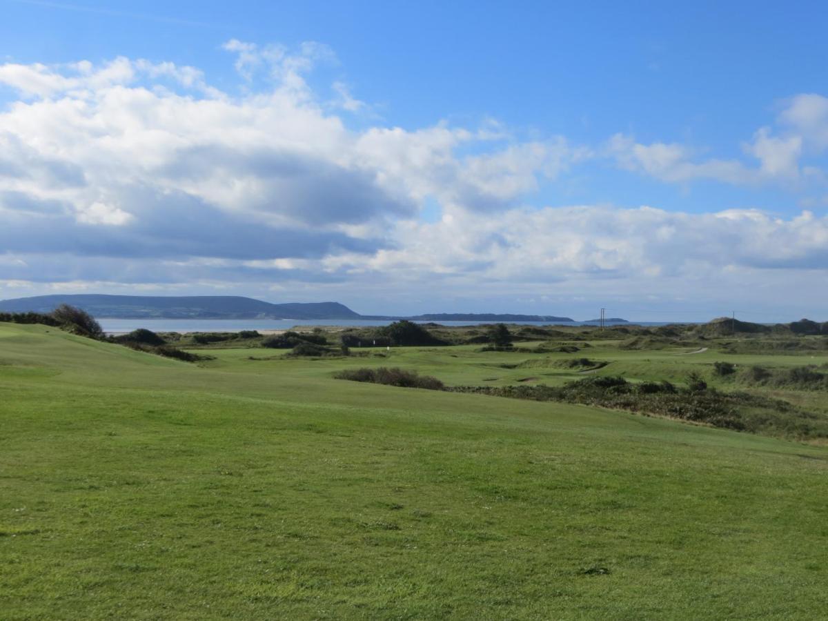 Four Seasons Guest House Pembrey Eksteriør billede